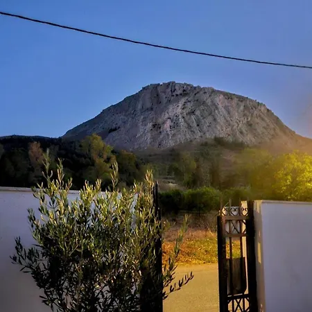 Grace And Harmony Of Ancient Vila