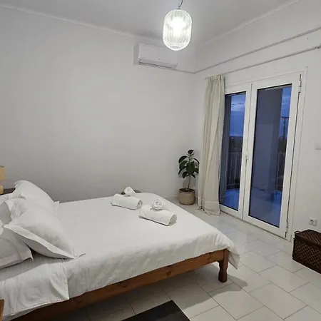 Grace And Harmony Of Ancient