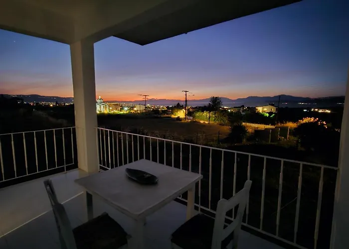 Grace And Harmony Of Ancient * Corinth