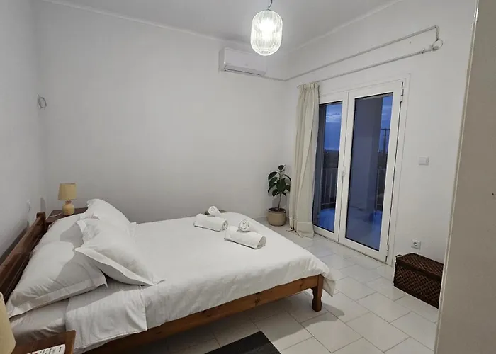 Grace And Harmony Of Ancient