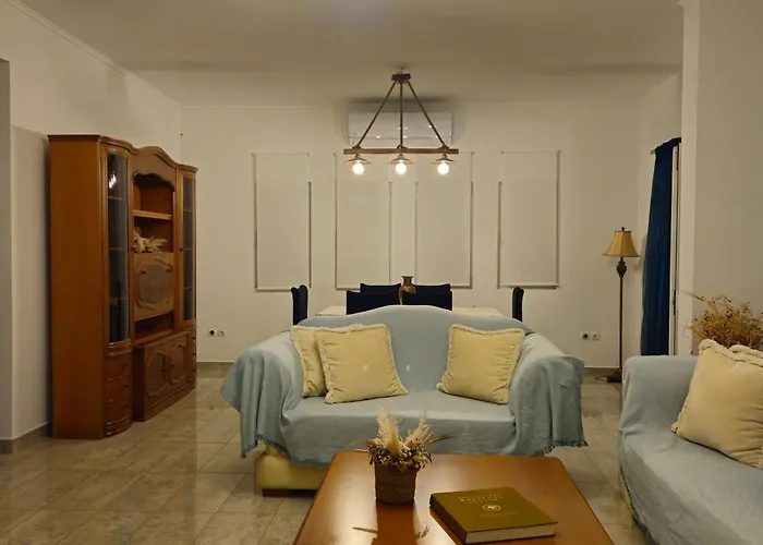 Grace And Harmony Of Ancient *